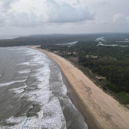 The Mangrove Hotel Achra Luaran gambar