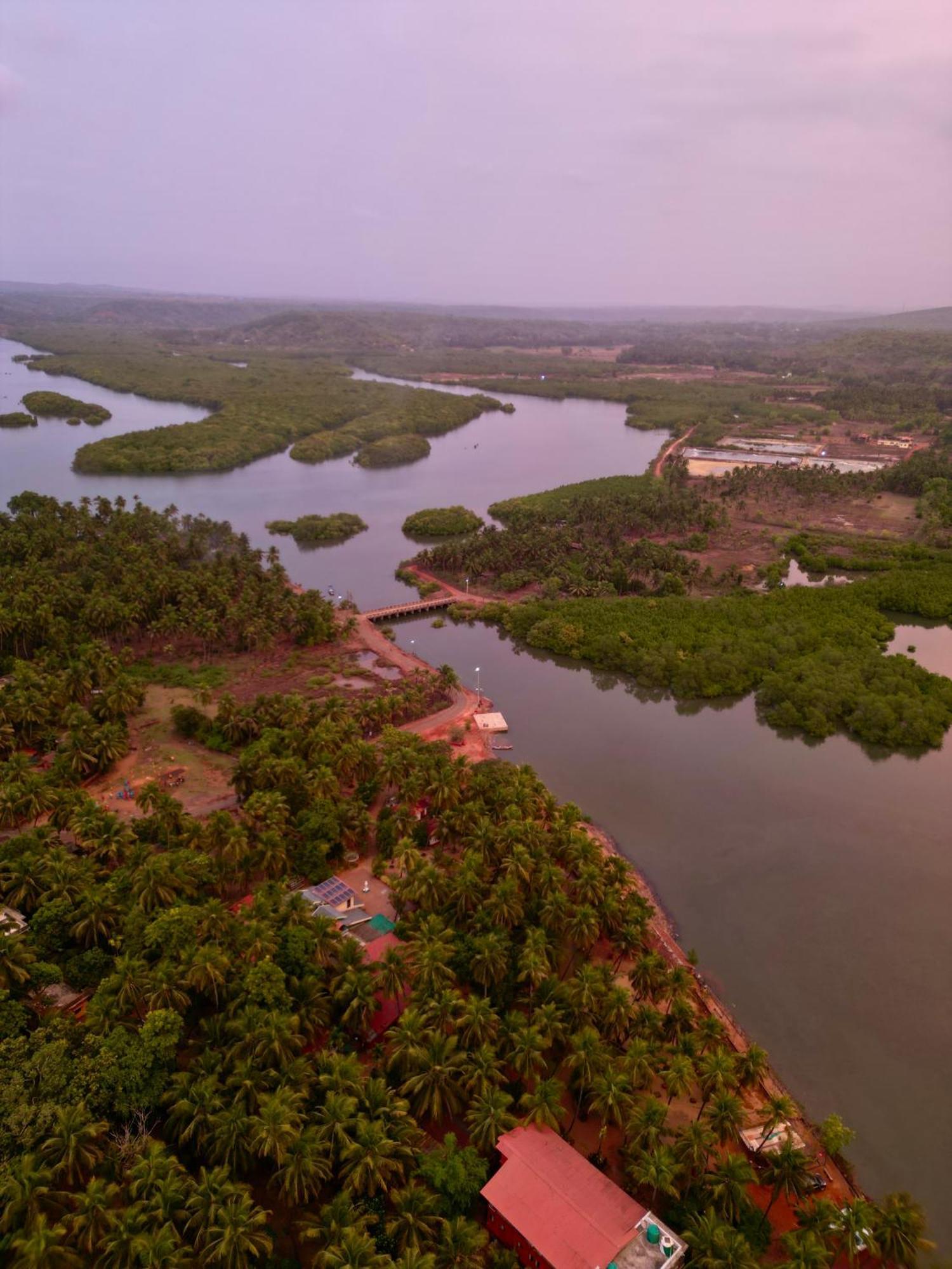 The Mangrove Hotel Achra Luaran gambar